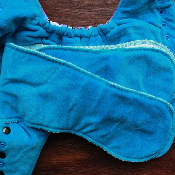 Sassybumz monster roar ai2 diaper - Picture 3 of 3